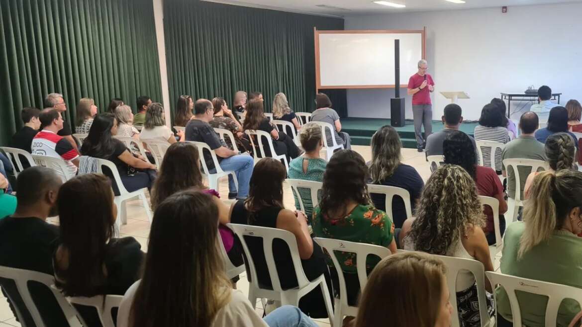 Neste sábado encerramos a Semana Pedagógica com retiro e Celebração Eucarística.