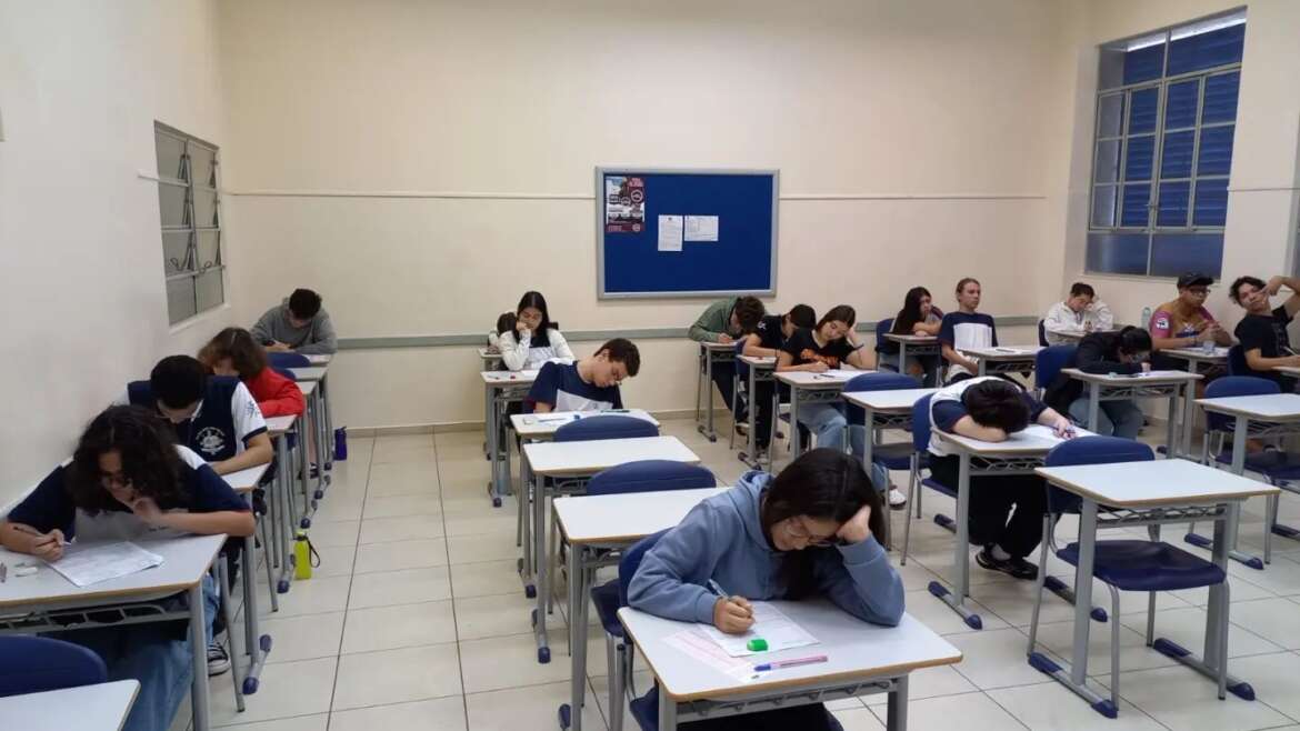 Simulado alunos do Ensino Médio.