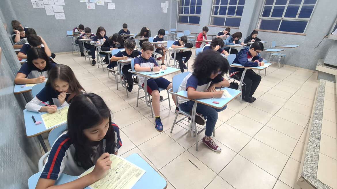 Nossos alunos do 6°ano ao Terceirão participaram ontem, 30 de maio, da OBMEP – Olimpíada Brasileira de Matemática.