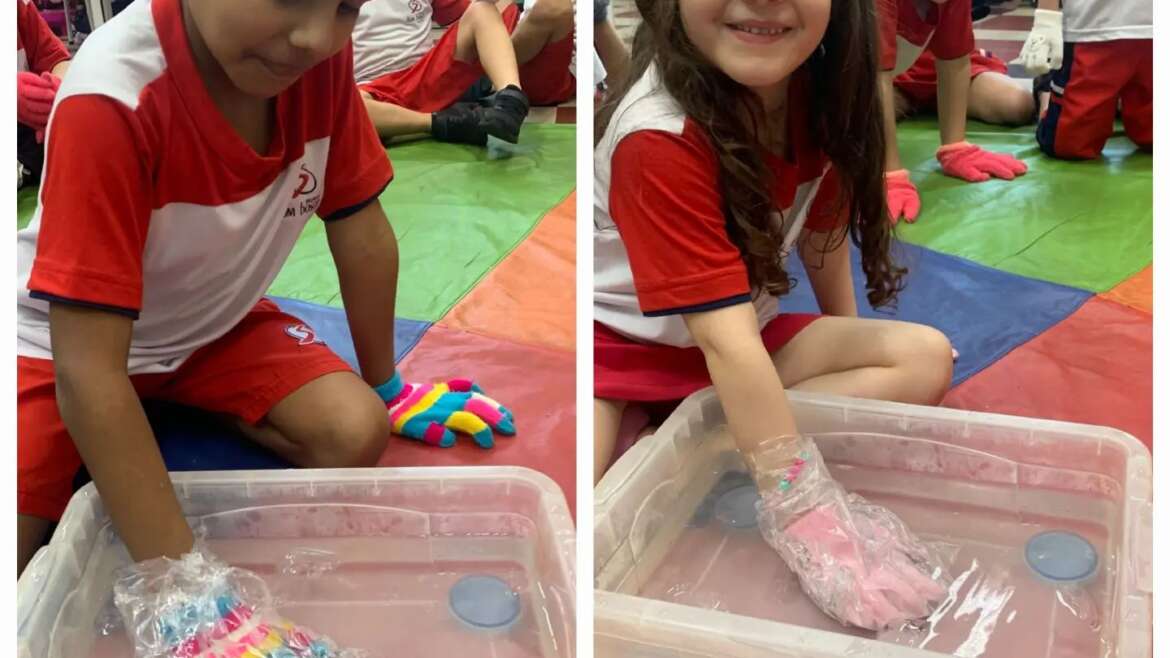 Ao longo da semana, a turma do infantil III passou por inúmeros experimentos.