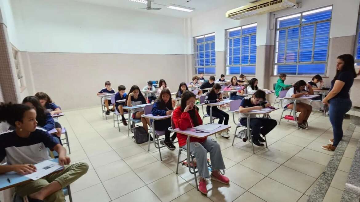 Hoje é dia dos alunos do Fundamental I desafiarem seus conhecimentos no último simulado do ano. Parabéns pelo esforço e dedicação!