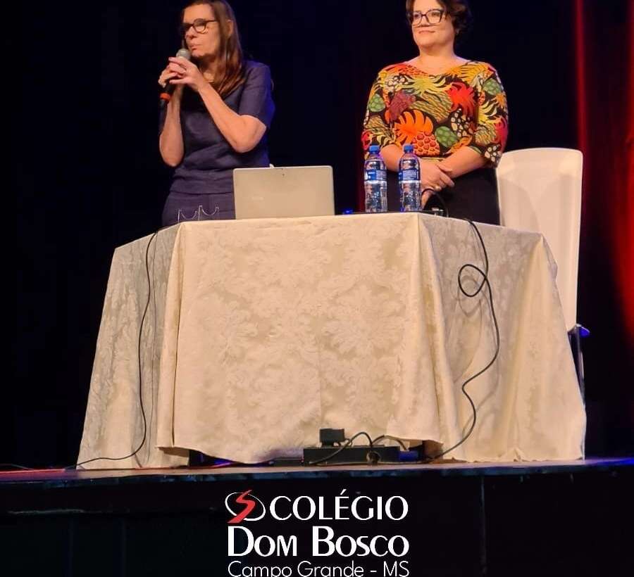 A palestra “Qual o papel dos pais na educação escolar dos filhos”